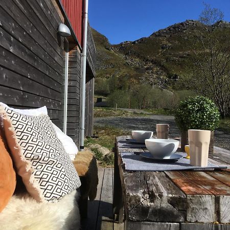 Lofoten Fjord Lodge Saupstad  ภายนอก รูปภาพ