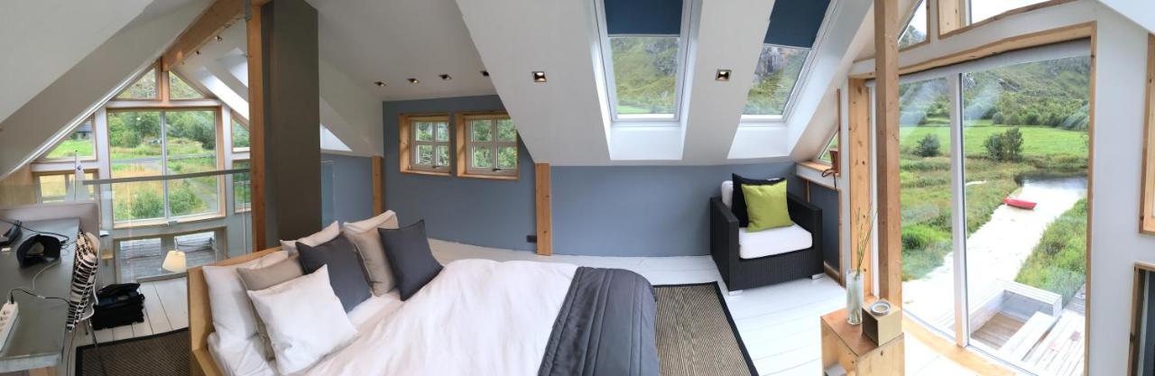 Lofoten Fjord Lodge Saupstad  ภายนอก รูปภาพ
