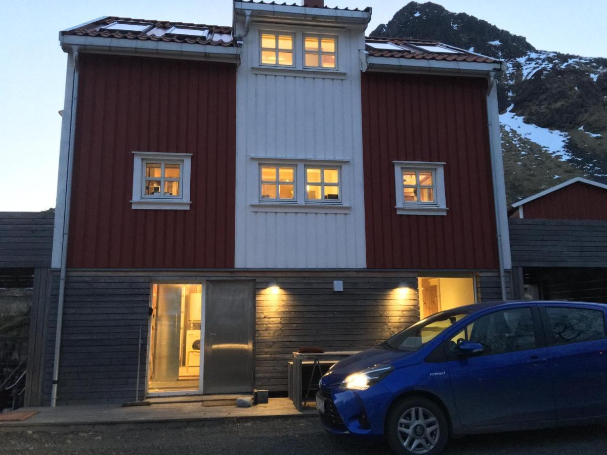 Lofoten Fjord Lodge Saupstad  ภายนอก รูปภาพ