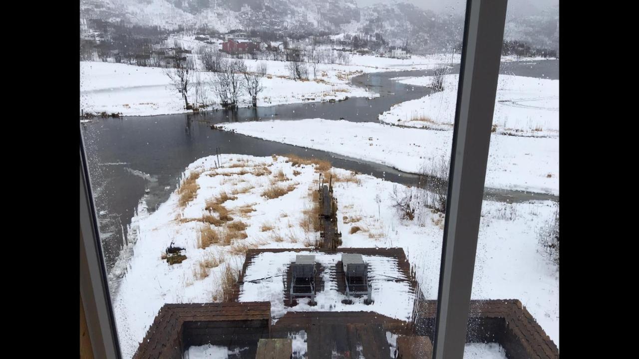 Lofoten Fjord Lodge Saupstad  ภายนอก รูปภาพ