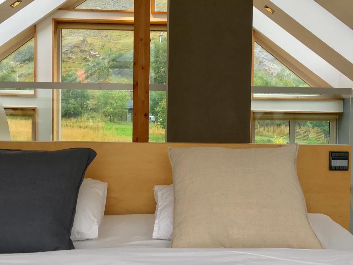 Lofoten Fjord Lodge Saupstad  ภายนอก รูปภาพ